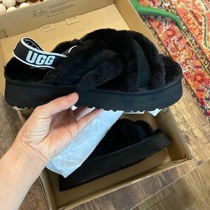 Ugg brand new never worn size 9 for sale